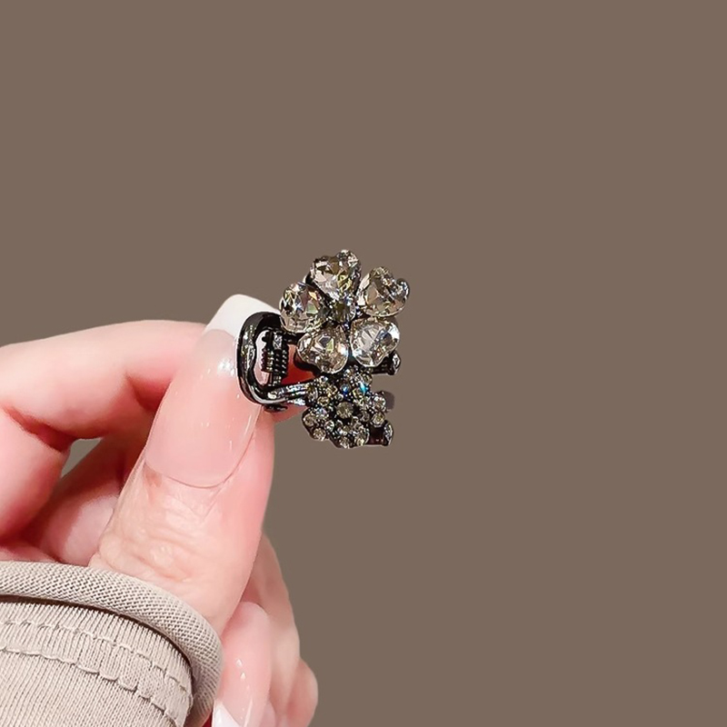 Requintado strass flor pequeno - Hi Tech Accessories avaliação e preço